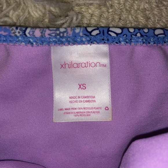 Bikini - Picture 2 of 3